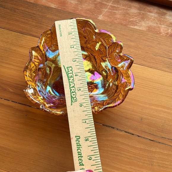 Carnival glass bowl dish floral pattern iridescent - Picture 8 of 8